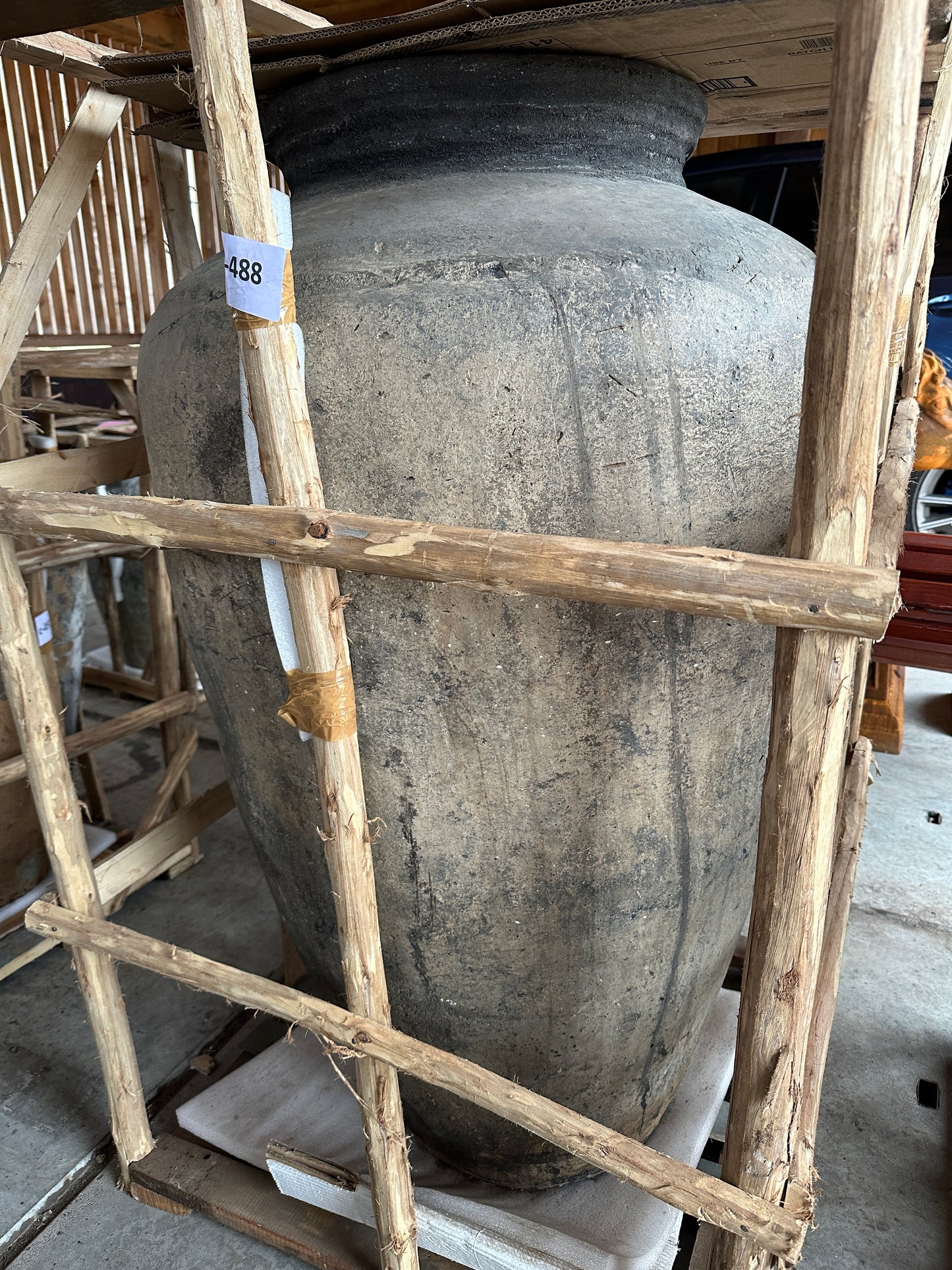 Grote oude doorleefde XL kruik uit India nr.: 488