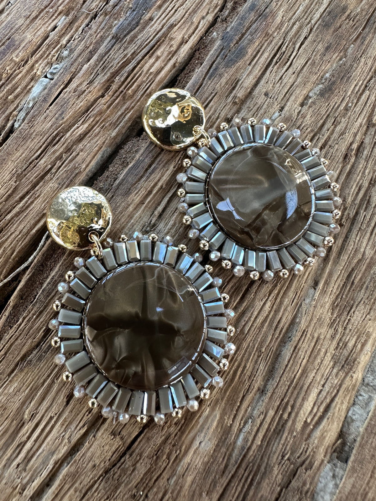 Oorbellen rond bruin/taupe - Sfeerstal69