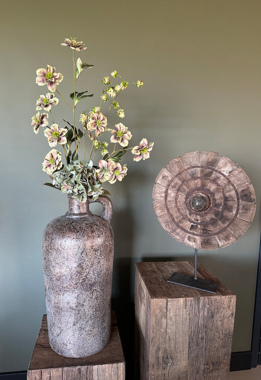 Fles kruik met zijde boeket